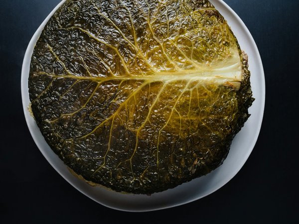 Comment cuisiner des plats de chou-fleur rôti sans huile pour un dîner léger?